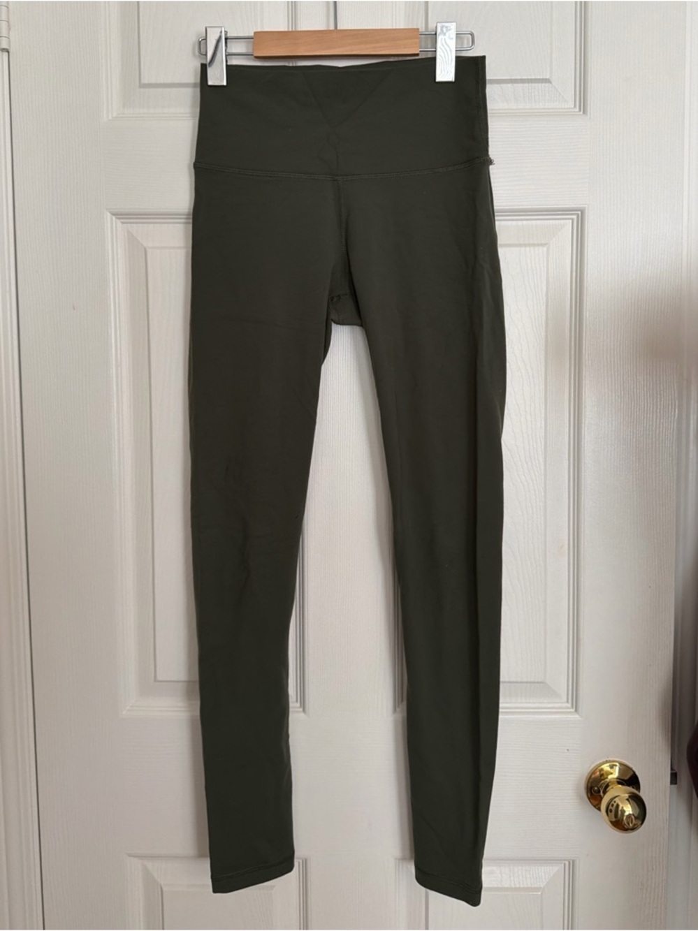 TNA High-Waist Olive Green Leggings